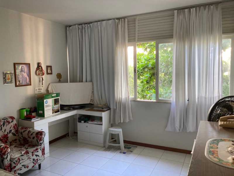 Casa à venda com 4 quartos, 222m² - Foto 16