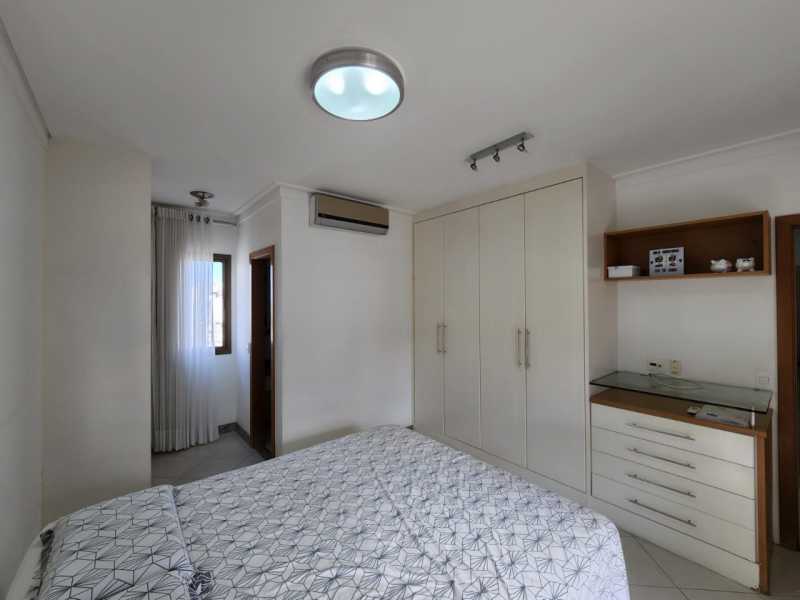 Apartamento à venda com 4 quartos, 160m² - Foto 14