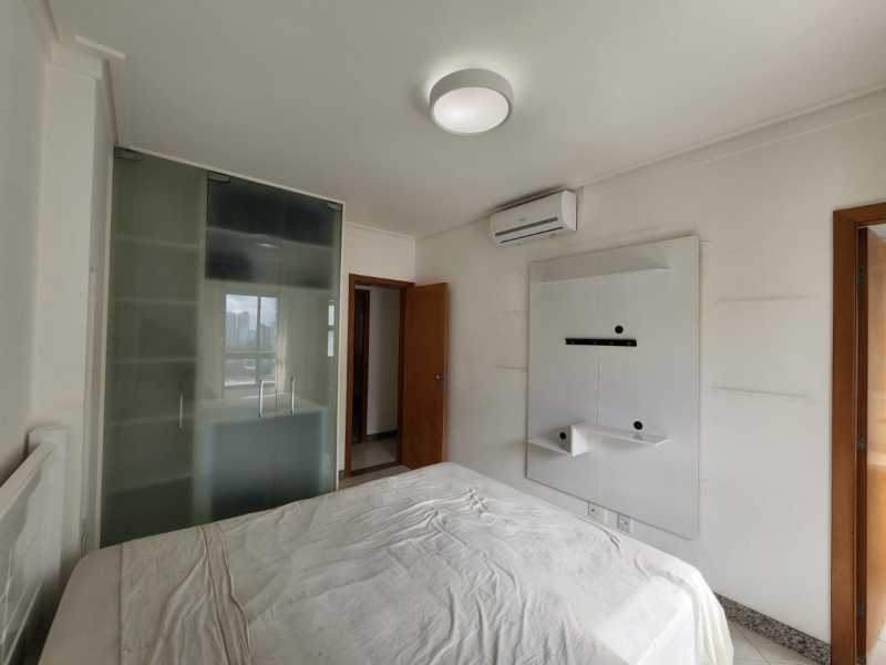 Apartamento à venda com 4 quartos, 160m² - Foto 17