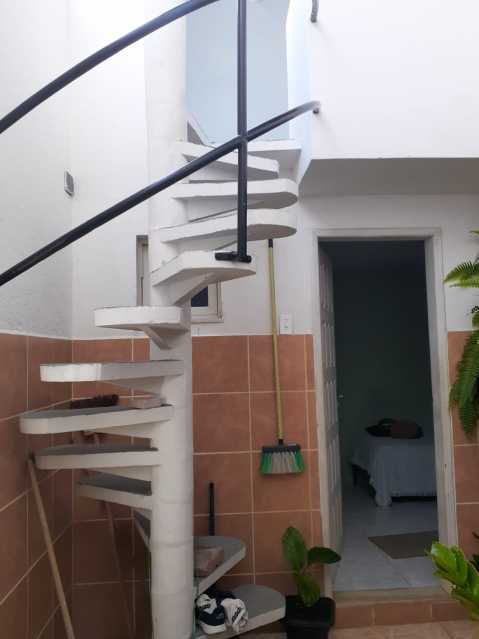 Casa de Condomínio à venda com 3 quartos, 140m² - Foto 9