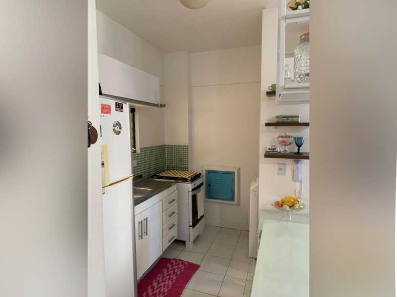 Apartamento à venda com 1 quarto, 42m² - Foto 11