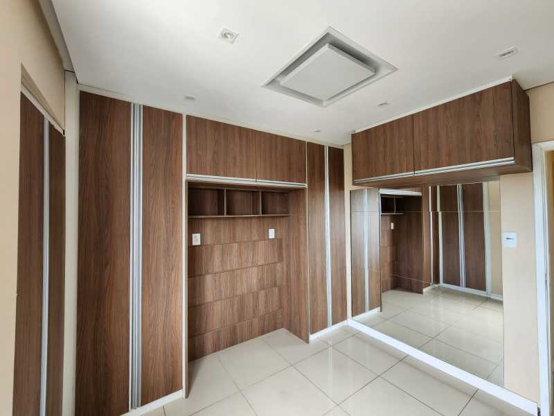 Apartamento à venda com 2 quartos, 61m² - Foto 9