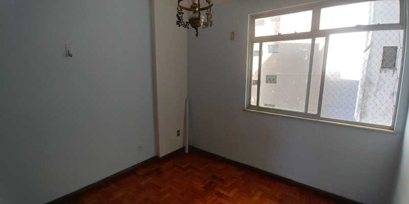 Apartamento à venda com 2 quartos, 80m² - Foto 7