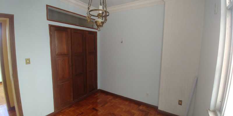 Apartamento à venda com 2 quartos, 80m² - Foto 13