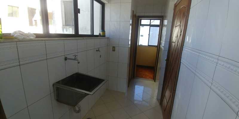 Apartamento à venda com 2 quartos, 80m² - Foto 17