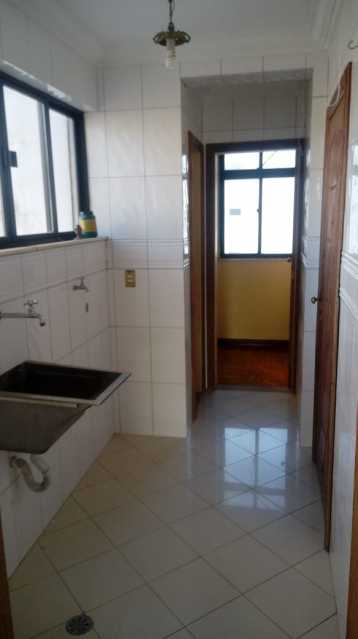 Apartamento à venda com 2 quartos, 80m² - Foto 23