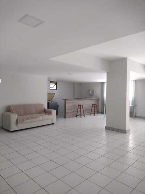 Apartamento à venda com 2 quartos, 77m² - Foto 10