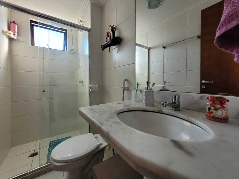 Apartamento à venda com 3 quartos, 83m² - Foto 18