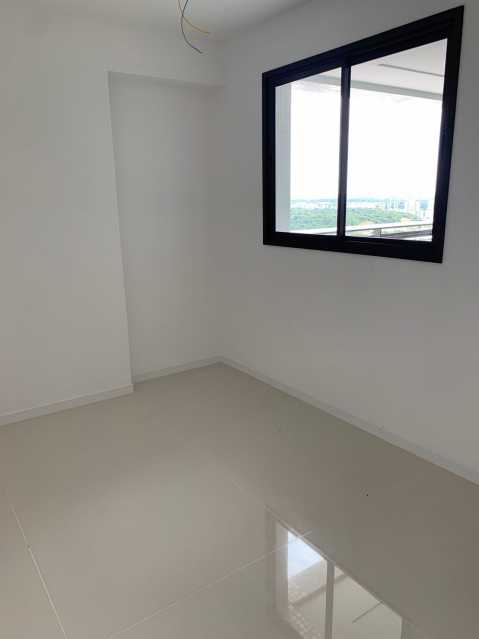 Apartamento à venda com 4 quartos, 213m² - Foto 14