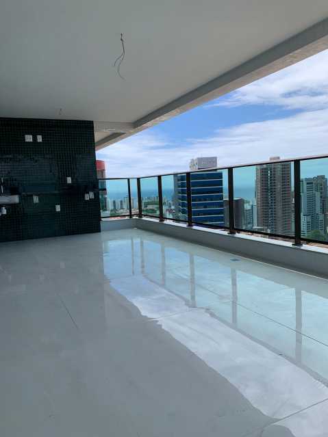 Apartamento à venda com 4 quartos, 213m² - Foto 2