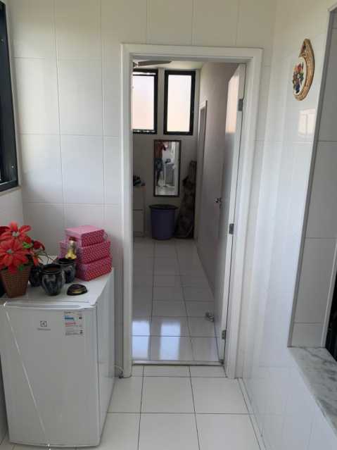 Apartamento à venda com 4 quartos, 188m² - Foto 25