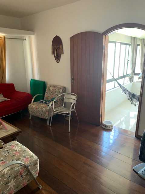 Apartamento à venda com 4 quartos, 188m² - Foto 19