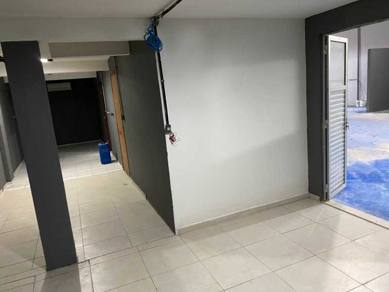 Depósito-Galpão-Armazém à venda, 300m² - Foto 11