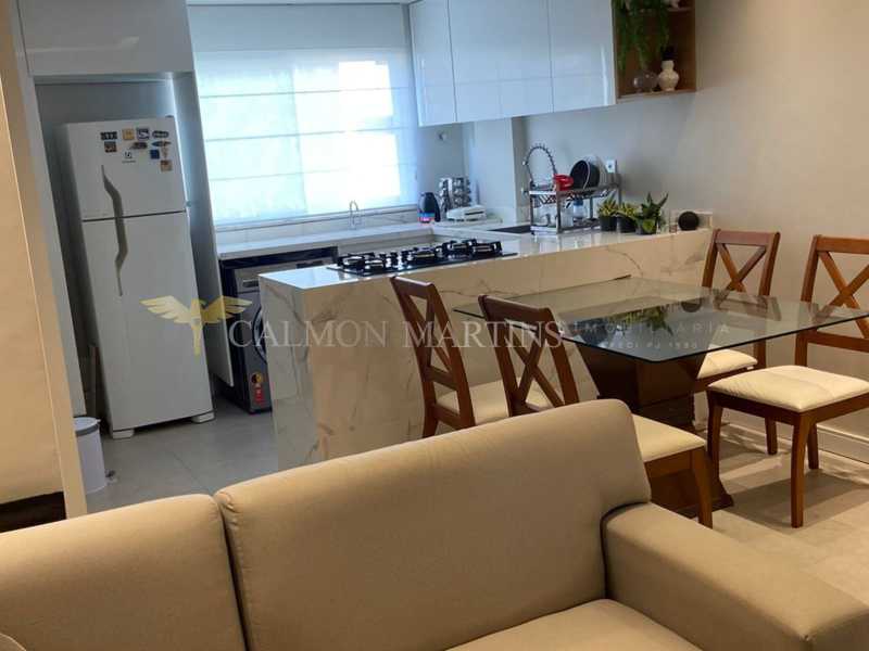 Apartamento à venda com 1 quarto, 41m² - Foto 2