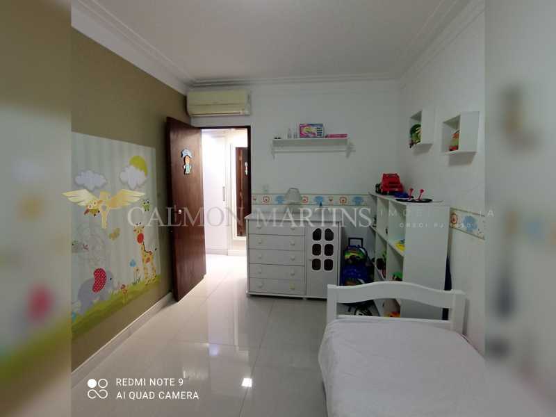 Apartamento à venda com 3 quartos, 120m² - Foto 9