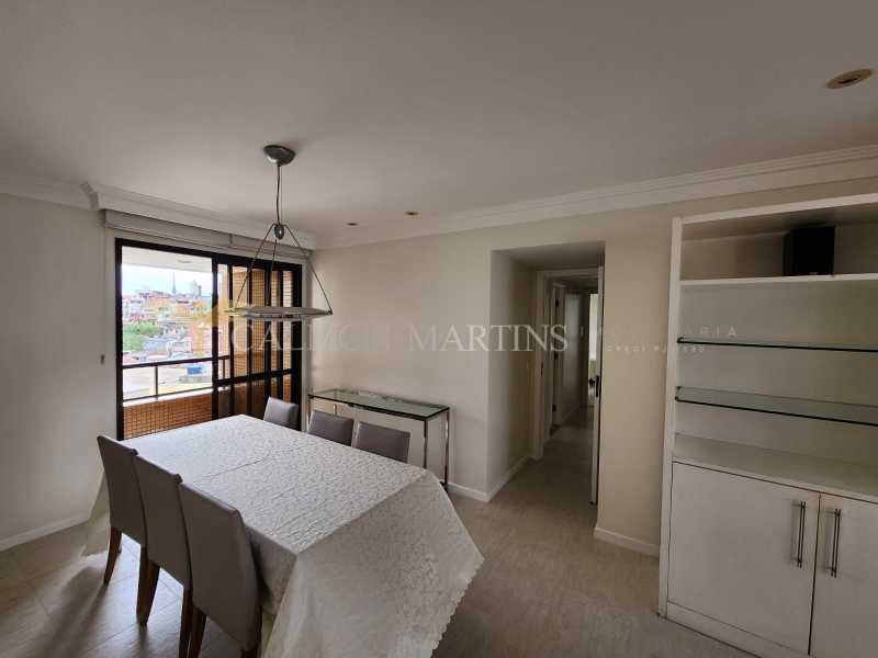 Apartamento à venda com 4 quartos, 170m² - Foto 4