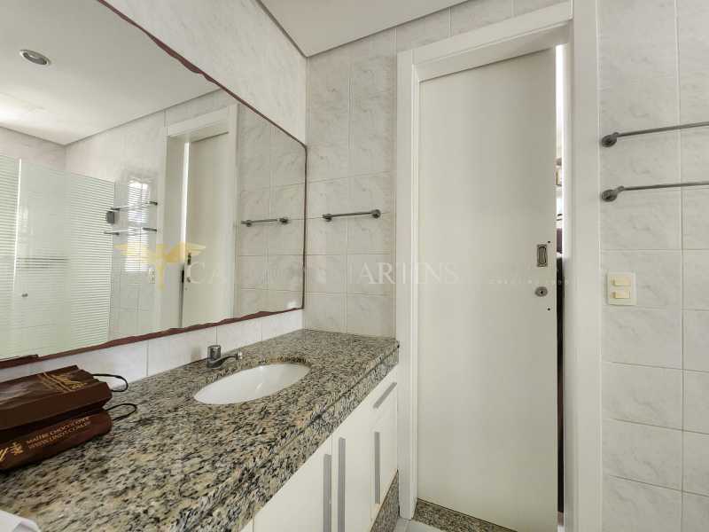 Apartamento à venda com 4 quartos, 170m² - Foto 18