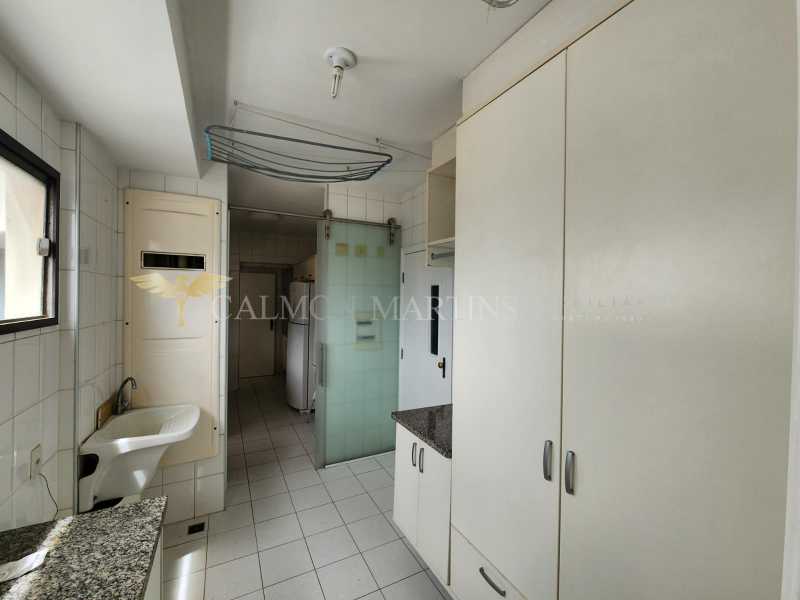 Apartamento à venda com 4 quartos, 170m² - Foto 19