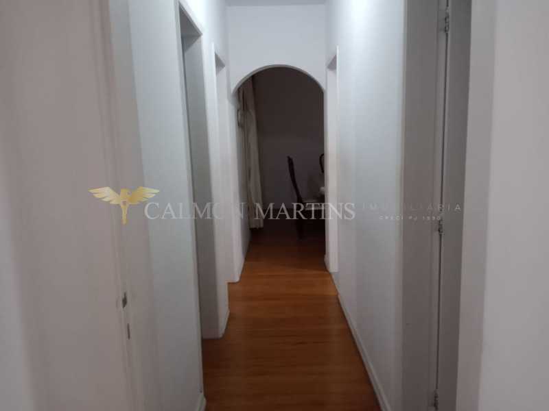 Apartamento à venda com 3 quartos, 170m² - Foto 3