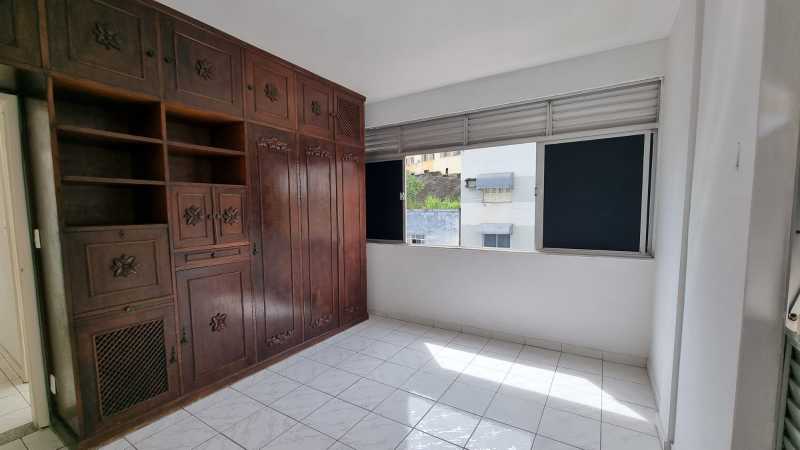 Apartamento à venda com 2 quartos, 90m² - Foto 7