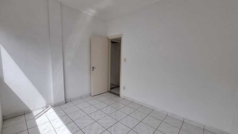 Apartamento à venda com 2 quartos, 90m² - Foto 8