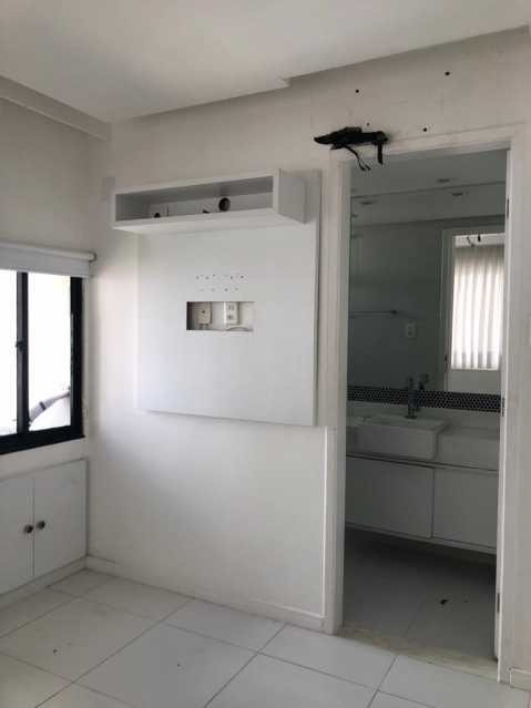 Apartamento à venda com 3 quartos, 100m² - Foto 7