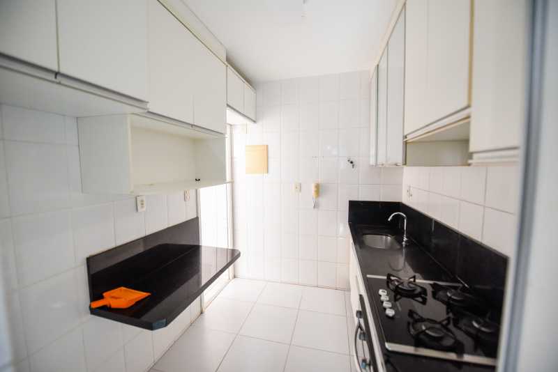 Apartamento à venda com 2 quartos, 71m² - Foto 17