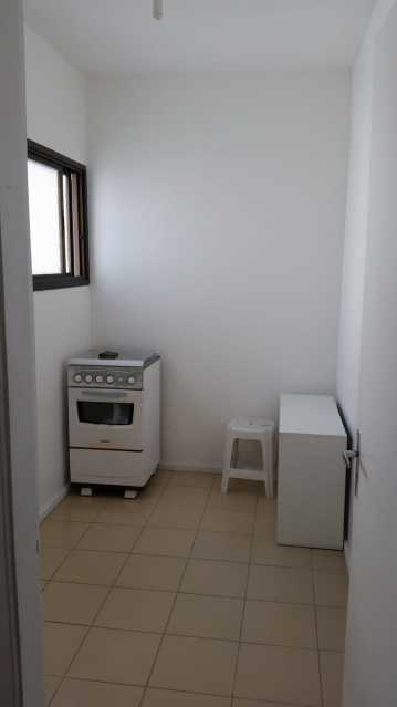 Apartamento à venda com 2 quartos, 74m² - Foto 12