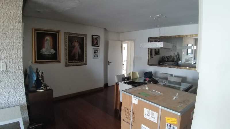 Apartamento à venda com 4 quartos, 190m² - Foto 5