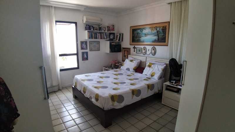 Apartamento à venda com 4 quartos, 190m² - Foto 16