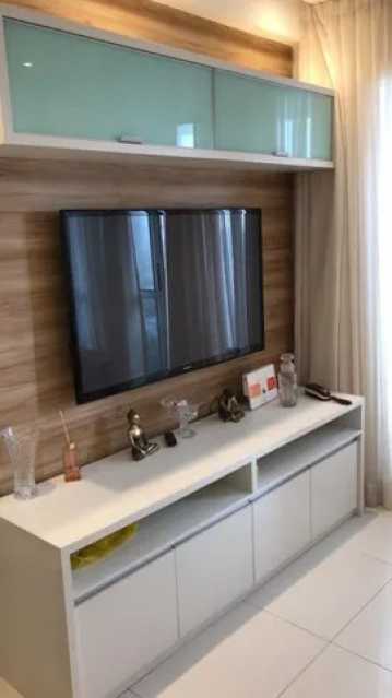 Apartamento à venda com 2 quartos, 58m² - Foto 2