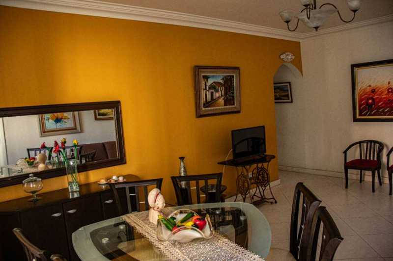 Apartamento à venda com 3 quartos, 144m² - Foto 4