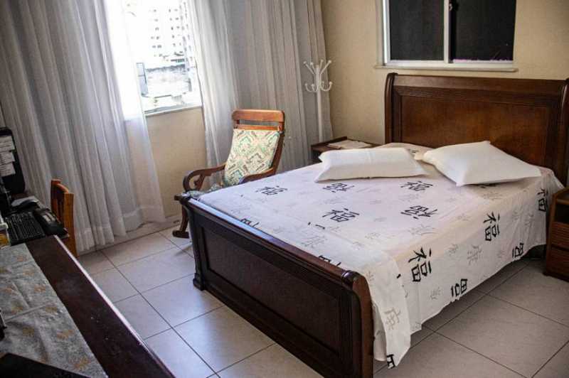 Apartamento à venda com 3 quartos, 144m² - Foto 7