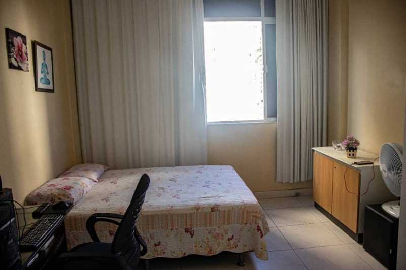 Apartamento à venda com 3 quartos, 144m² - Foto 9