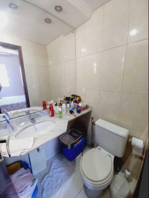 Apartamento à venda com 2 quartos, 70m² - Foto 12