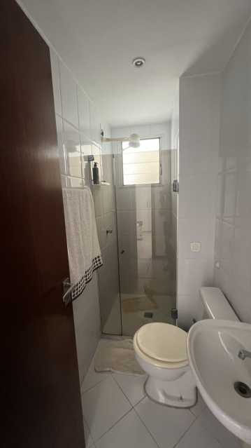 Apartamento à venda com 2 quartos, 70m² - Foto 17