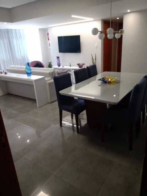 Apartamento à venda com 2 quartos, 76m² - Foto 3