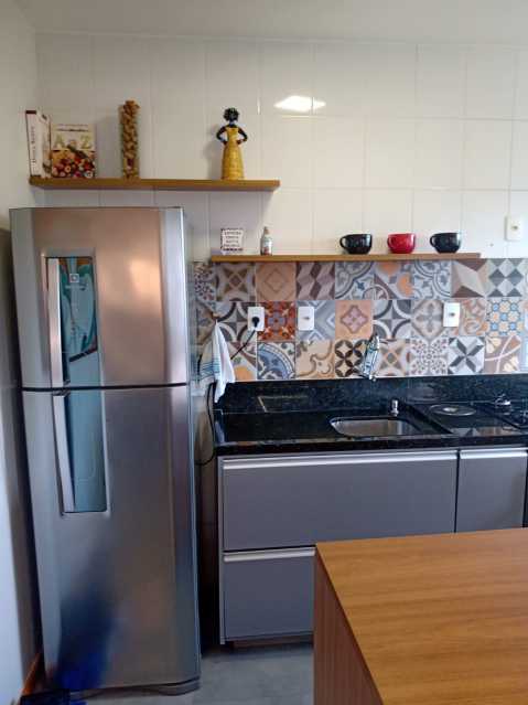 Apartamento à venda com 2 quartos, 76m² - Foto 15