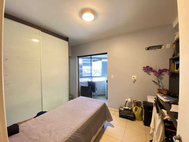 Apartamento à venda com 3 quartos, 132m² - Foto 9