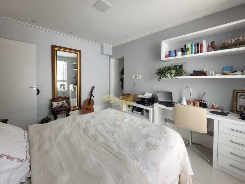 Apartamento à venda com 3 quartos, 135m² - Foto 8