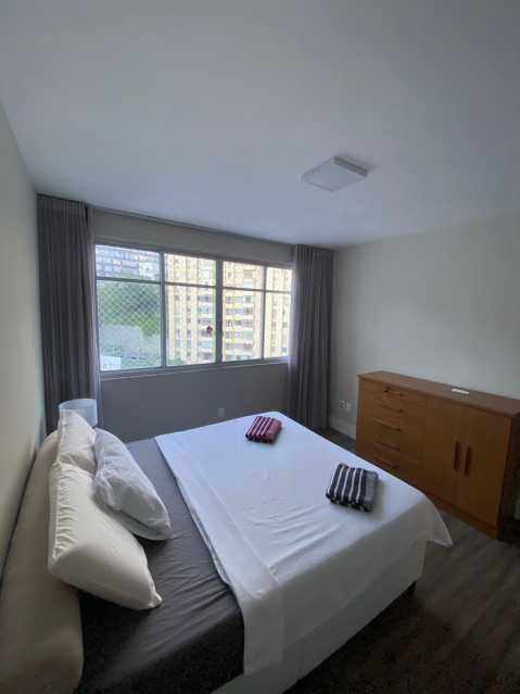 Apartamento, 3 quartos, 215 m² - Foto 12