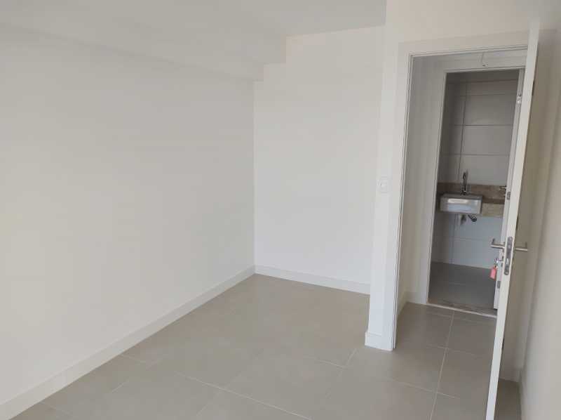 Apartamento à venda com 2 quartos, 70m² - Foto 7