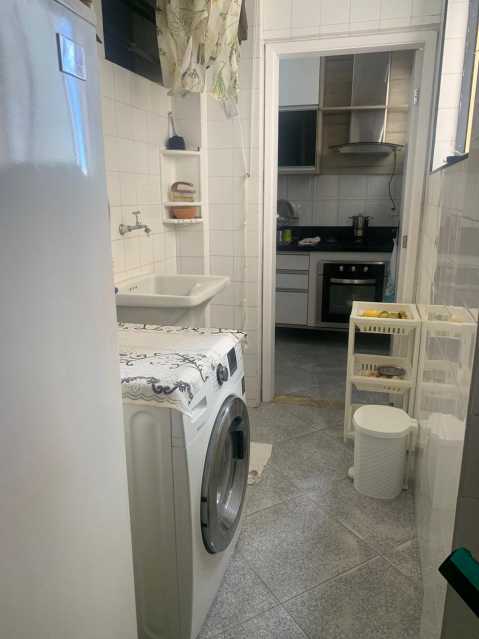 Apartamento à venda com 3 quartos, 120m² - Foto 21