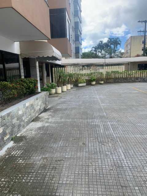 Apartamento à venda com 3 quartos, 120m² - Foto 29