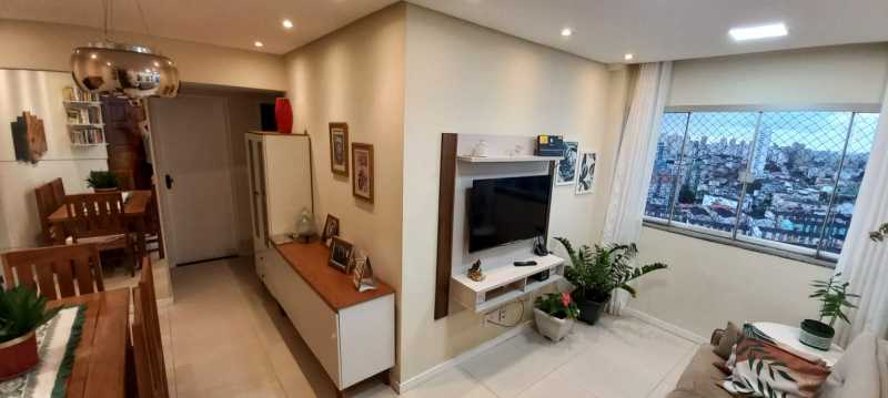 Apartamento à venda com 3 quartos, 75m² - Foto 1