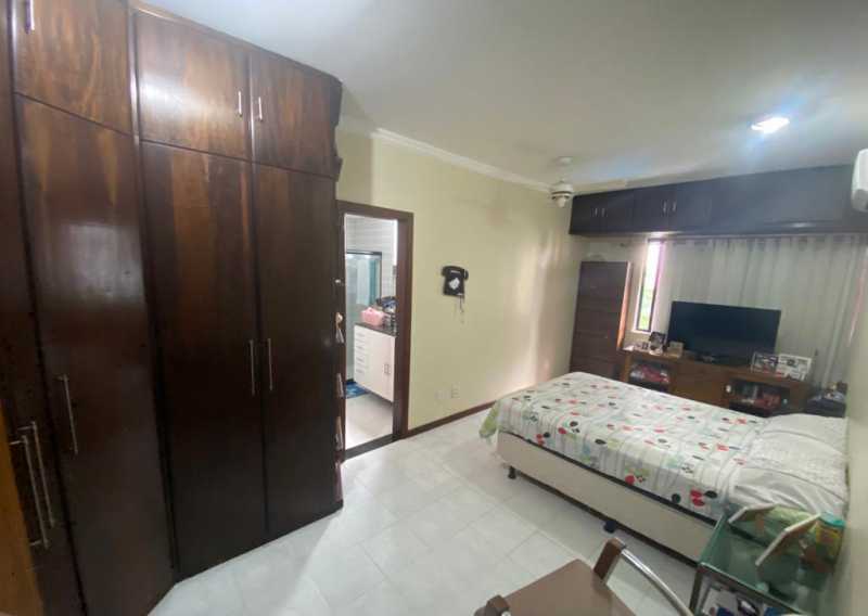 Apartamento à venda com 4 quartos, 188m² - Foto 8