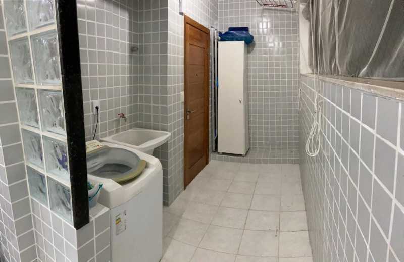 Apartamento à venda com 4 quartos, 188m² - Foto 19