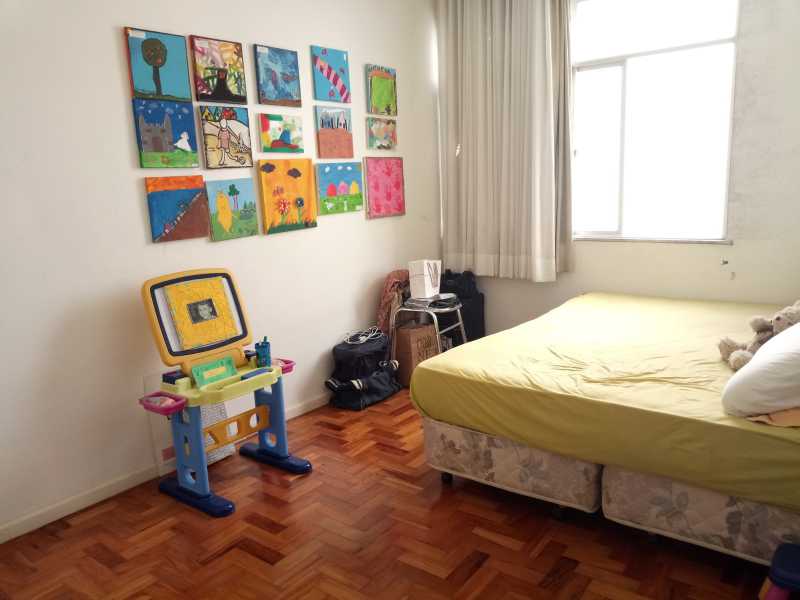 Apartamento à venda com 3 quartos, 94m² - Foto 6