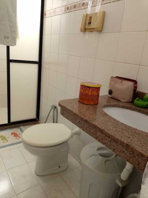 Apartamento à venda com 3 quartos, 94m² - Foto 5