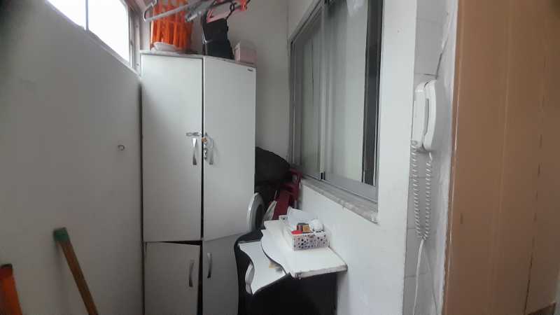 Apartamento à venda com 2 quartos, 75m² - Foto 7